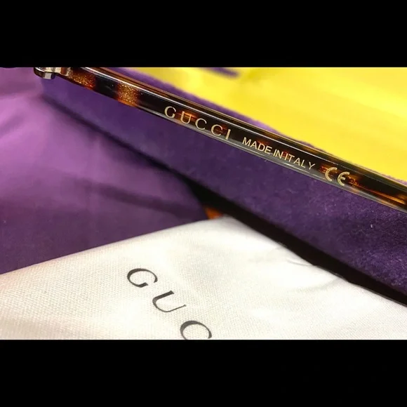 GUCCI SUNGLASSES - Picture 2 of 5